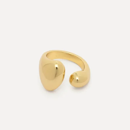 LES SOEURS CLAIRE HUG RING GOLD